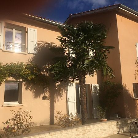 L'Oree De Marcy Exterior photo